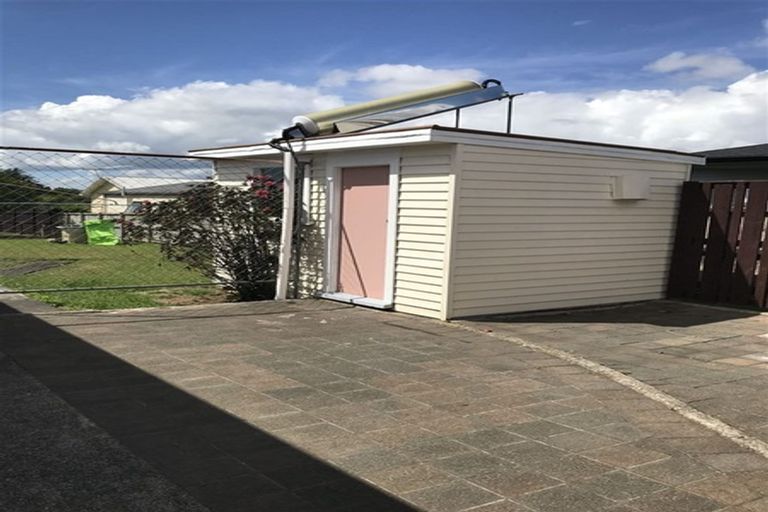 Photo of property in 16 Hooks Road, Manurewa, Auckland, 2102