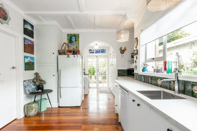 Photo of property in 195 Kennedy Road, Marewa, Napier, 4110