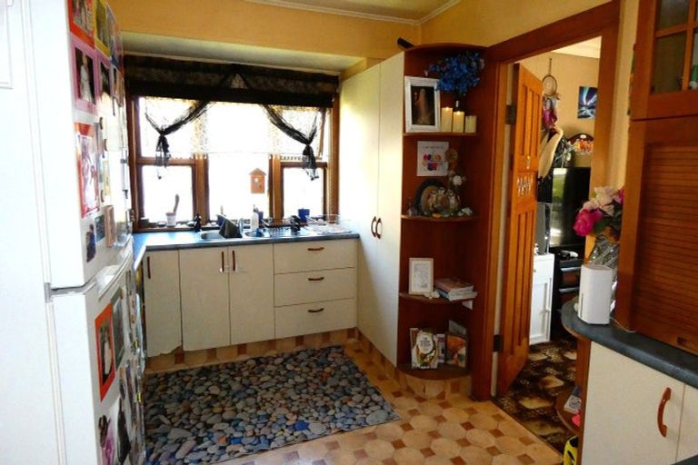 Photo of property in 58 Brougham Street, Westport, 7825