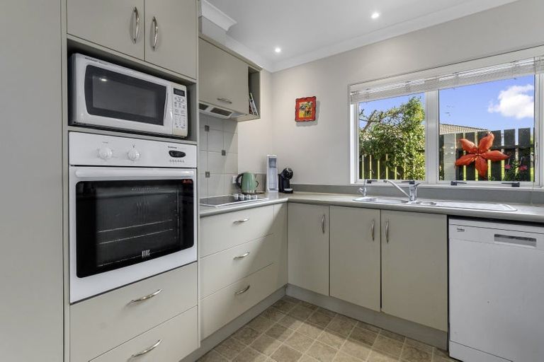 Photo of property in 10a Whitaker Street, Otumoetai, Tauranga, 3110