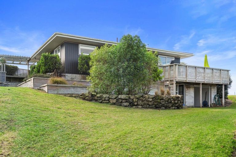 Photo of property in 643 Pukehina Parade, Pukehina, Te Puke, 3189
