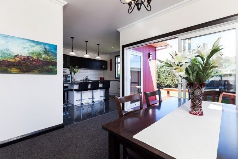 Photo of property in 286 Carrington Street, Vogeltown, New Plymouth, 4310