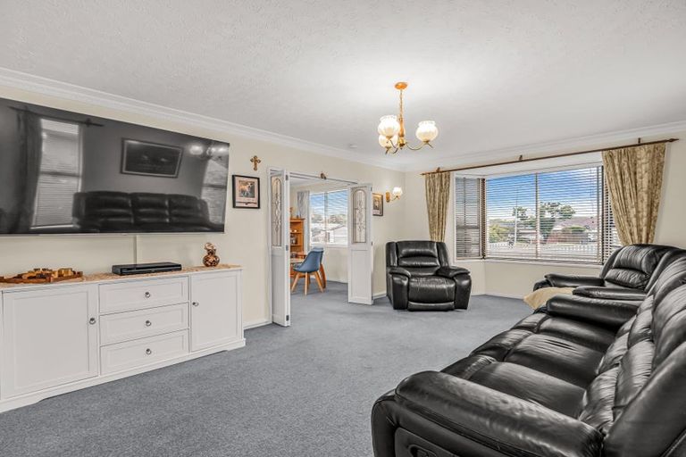 Photo of property in 10 Veitches Road, Casebrook, Christchurch, 8051