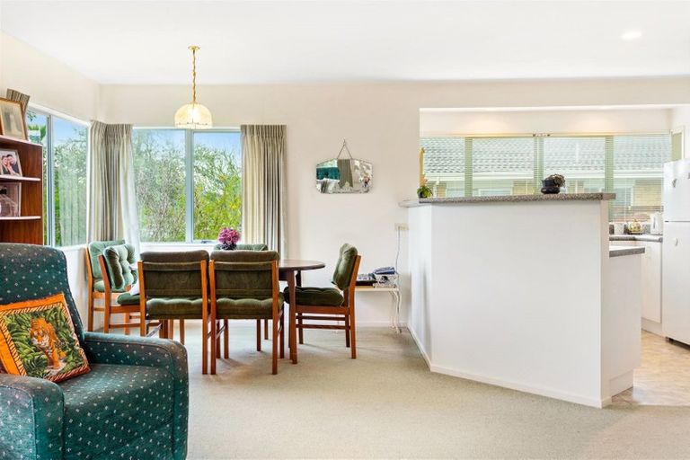 Photo of property in 79a Godley Road, Green Bay, Auckland, 0604