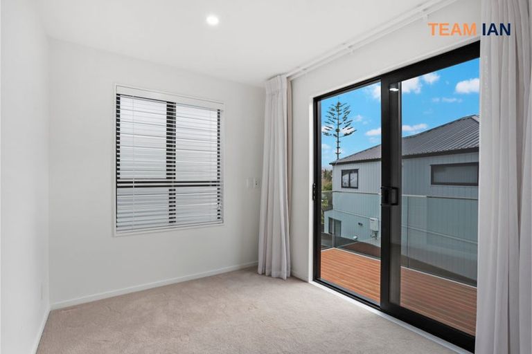 Photo of property in 19c Farwood Drive, Henderson, Auckland, 0612