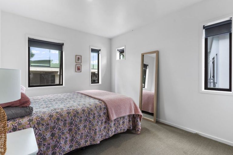 Photo of property in The Grange, 32/92 Bush Road, Albany, Auckland, 0632