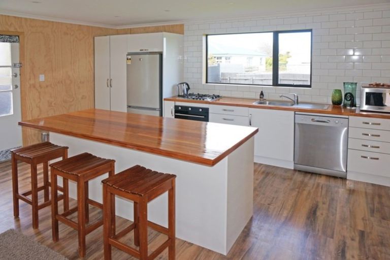Photo of property in 71 Philip Street, Gladstone, Invercargill, 9810