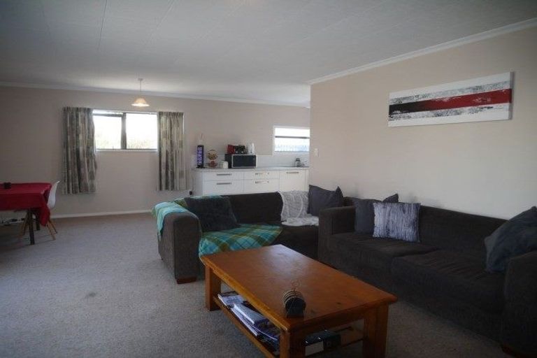 Photo of property in 6b Martyn Street, Rangiora, 7400