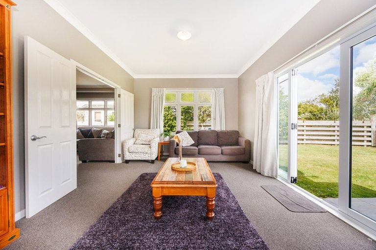 Photo of property in 3 Medway Street, Rongotea, 4476