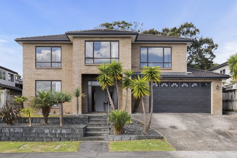 Photo of property in 9 Corricvale Way, Northcross, Auckland, 0632