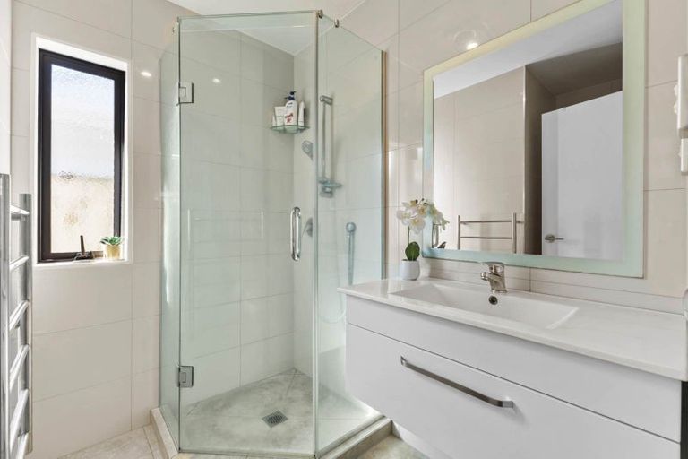 Photo of property in 29 Tarapiroe Avenue, Takanini, 2112