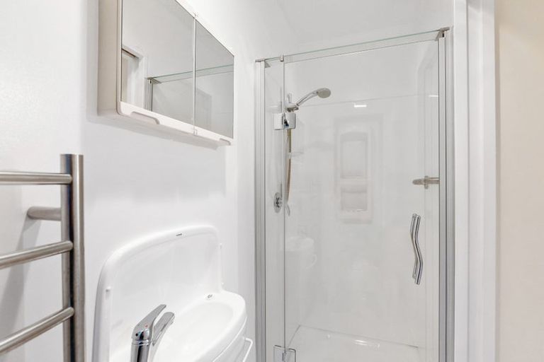 Photo of property in 21 Rubens Place, Burnside, Christchurch, 8053