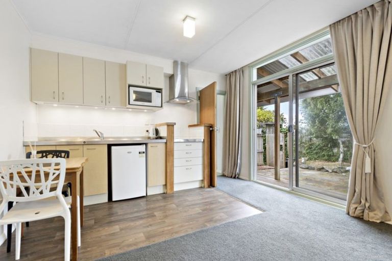 Photo of property in 17 Tisdall Street, Karori, Wellington, 6012