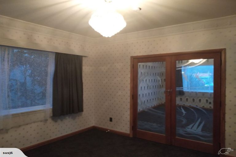 Photo of property in 339 Oxford Street, Levin, 5510