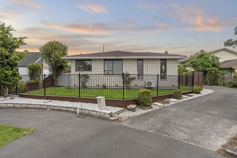 Photo of property in 1/22 Camrose Place, Ilam, Christchurch, 8041