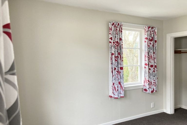 Photo of property in 146 Waikawa Road, Picton, 7220