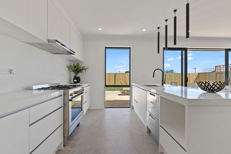 Photo of property in 15 Sydney Place, Flagstaff, Hamilton, 3210