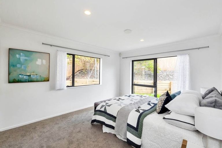Photo of property in 47 Fleetwood Drive, Henderson, Auckland, 0612