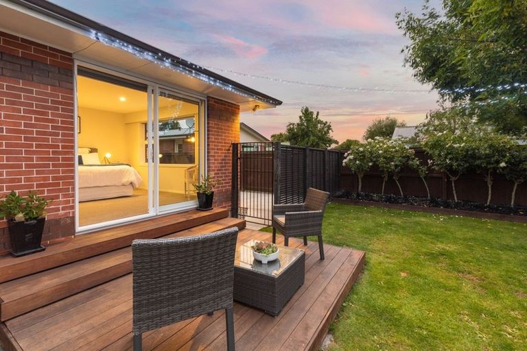 Photo of property in 2/9 Erica Street, Papanui, Christchurch, 8053