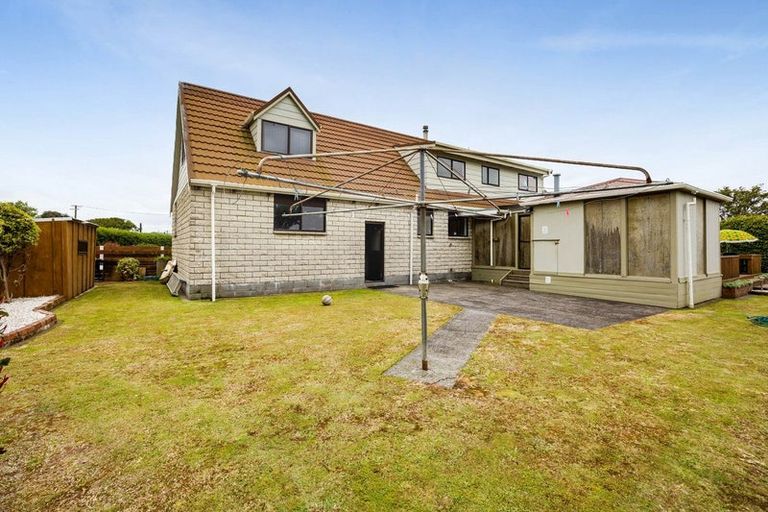 Photo of property in 8 Von Tempsky Street, Normanby, Hawera, 4614