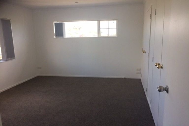 Photo of property in 12 Parkstone Place, Favona, Auckland, 2024