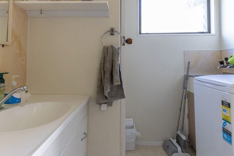 Photo of property in 24 Rainbow Drive, Rainbow Point, Taupo, 3330