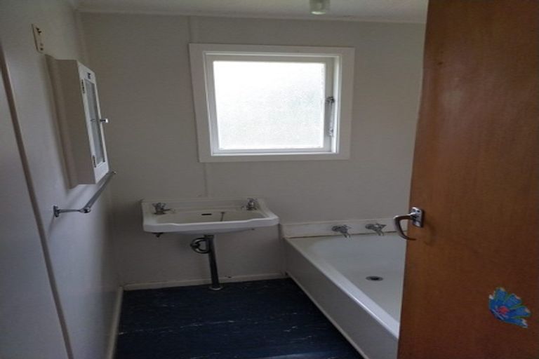 Photo of property in 30 Te Hei Place, Turangi, 3334