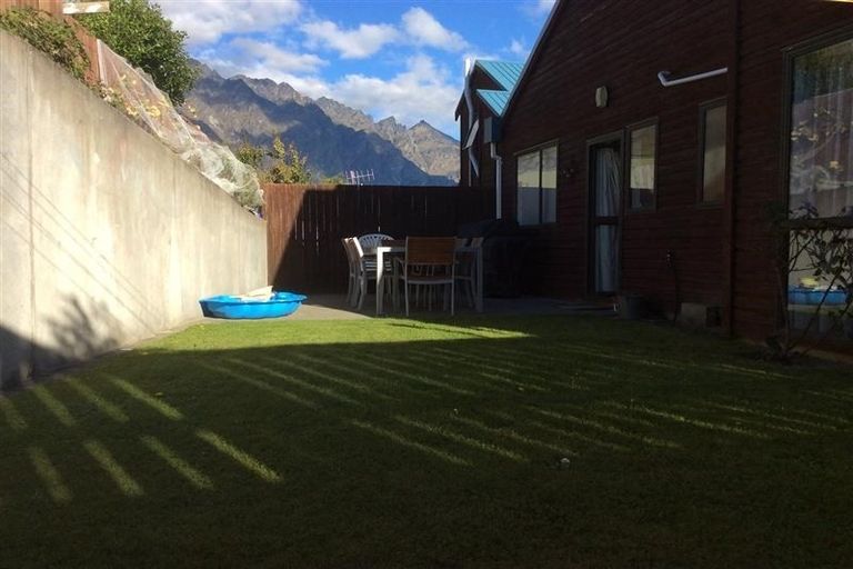 Photo of property in 15a Alta Place, Frankton, Queenstown, 9300