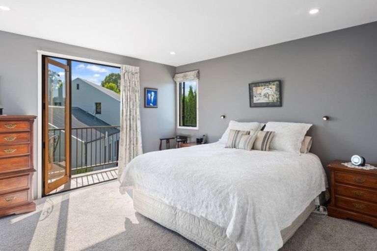 Photo of property in 8 Springvale Gardens, Harewood, Christchurch, 8051