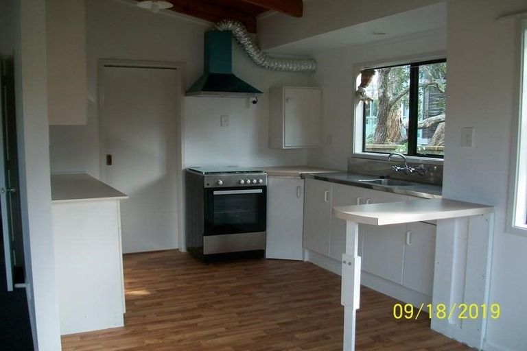 Photo of property in 2/19 Brook Street, Milford, Auckland, 0620