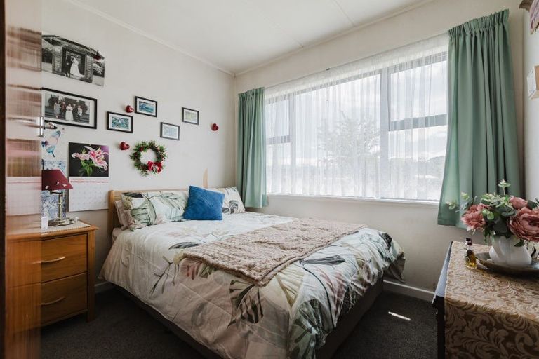 Photo of property in 56 Herbert Street, Eketahuna, 4900