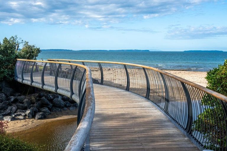 Photo of property in 285a Beach Road, Campbells Bay, Auckland, 0630