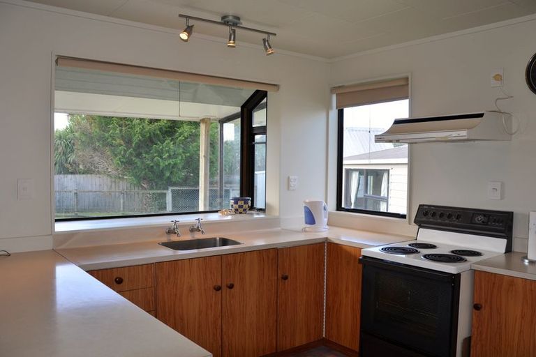 Photo of property in 14 Hereford Place, Waihi Beach, 3611