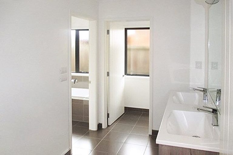 Photo of property in 63 Wiltshire Drive, Huntington, Hamilton, 3210