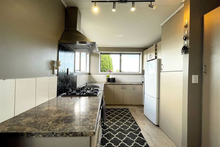 Photo of property in 20 Mcquarrie Avenue, Wattle Downs, Auckland, 2103