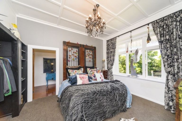 Photo of property in 320 Featherston Street, Palmerston North, 4410