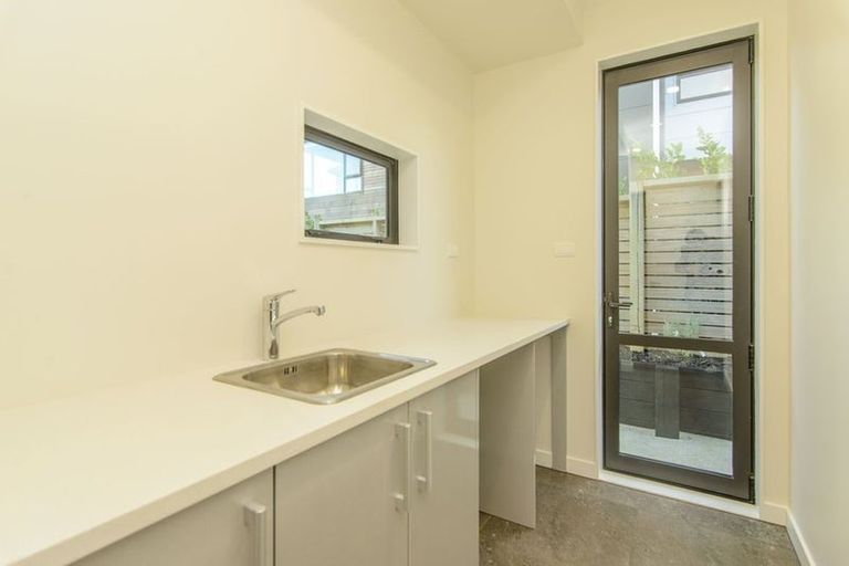 Photo of property in 32 Caldera Drive, Long Bay, Auckland, 0630