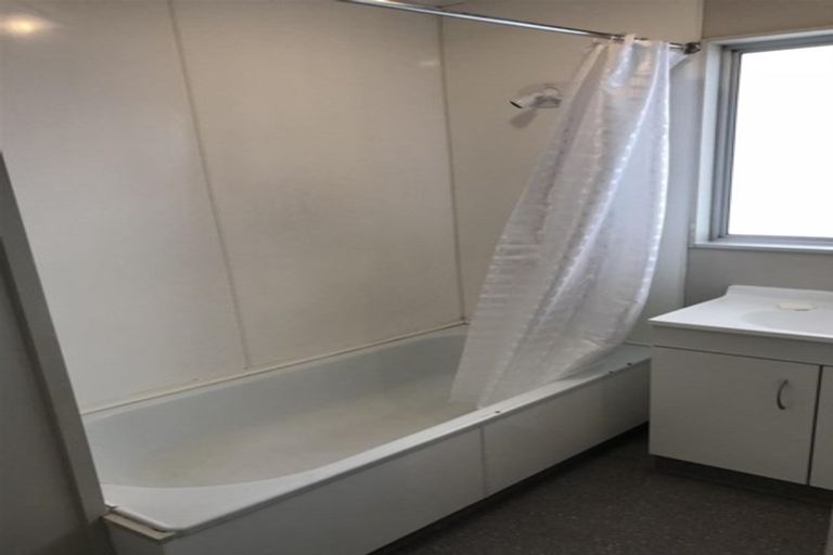 Photo of property in 15 Cabot Place, Flaxmere, Hastings, 4120