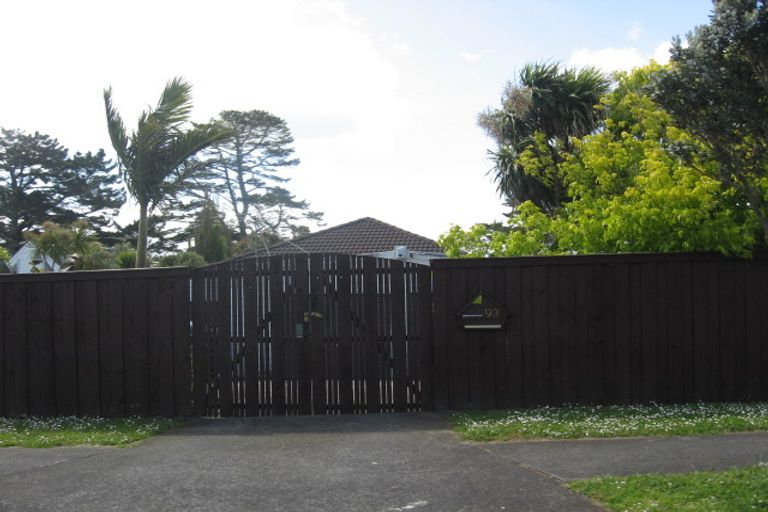 Photo of property in 93 Burundi Avenue, Clendon Park, Auckland, 2103