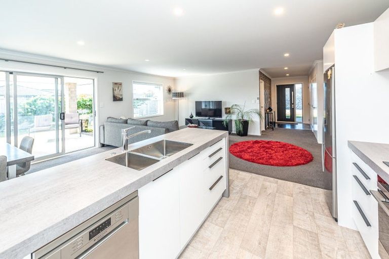 Photo of property in 24 Simon Street, Tawhero, Whanganui, 4501