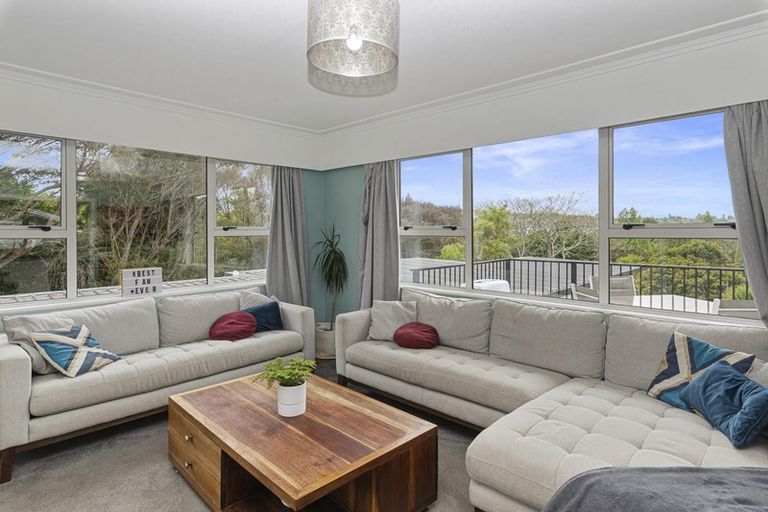 Photo of property in 12 Kashmir Road, Glen Eden, Auckland, 0602