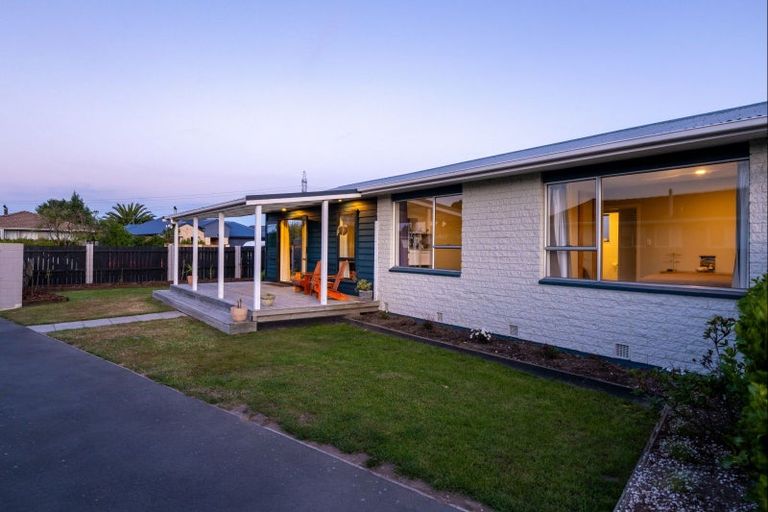 Photo of property in 38 Bayswater Crescent, Bromley, Christchurch, 8062