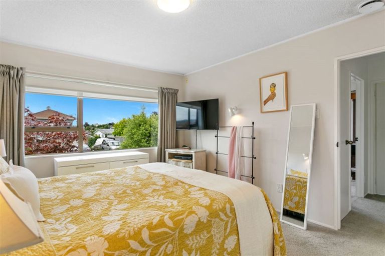 Photo of property in 3a Dorothy Drive, Acacia Bay, Taupo, 3330