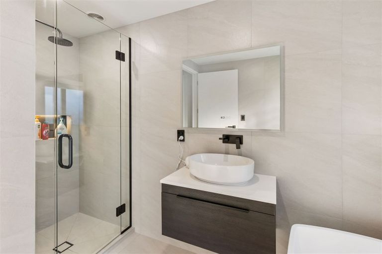 Photo of property in 8 Whitburn Avenue, Halswell, Christchurch, 8025