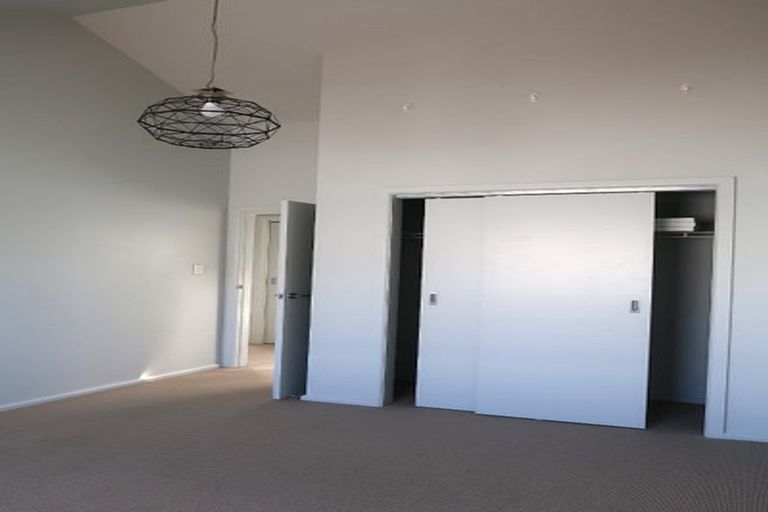 Photo of property in 9b Lambley Road, Titahi Bay, Porirua, 5022