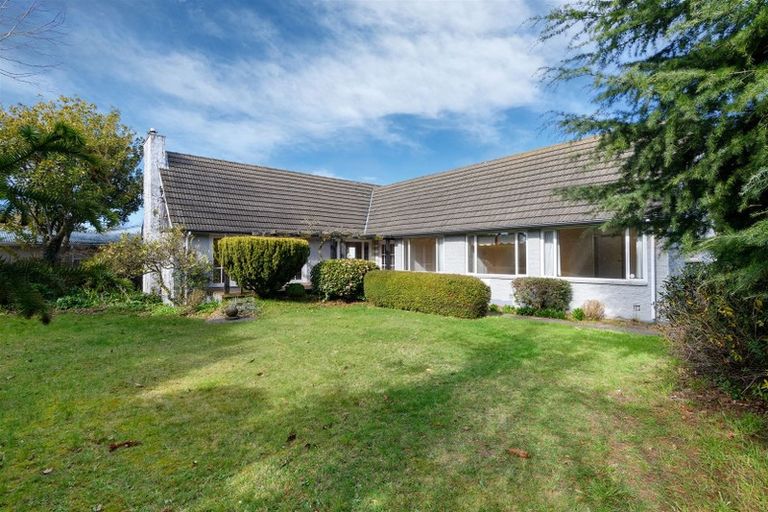 Photo of property in 218 Grahams Road, Burnside, Christchurch, 8053