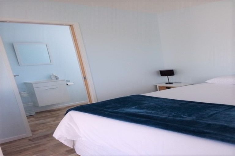 Photo of property in 37 Seaforth Road, Waihi Beach, 3611