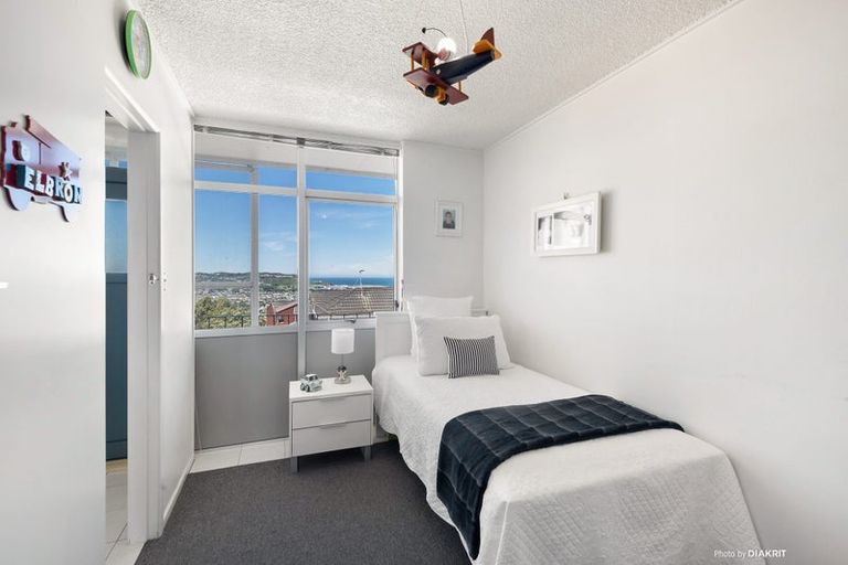 Photo of property in 23uc7 Rangitane Street, Maupuia, Wellington, 6022