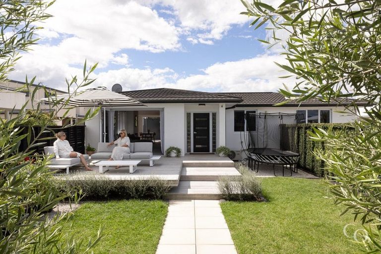 Photo of property in 54 Hinewa Road, Otumoetai, Tauranga, 3110