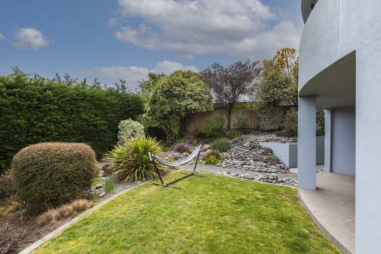 Photo of property in 9 Enticott Place, Huntsbury, Christchurch, 8022